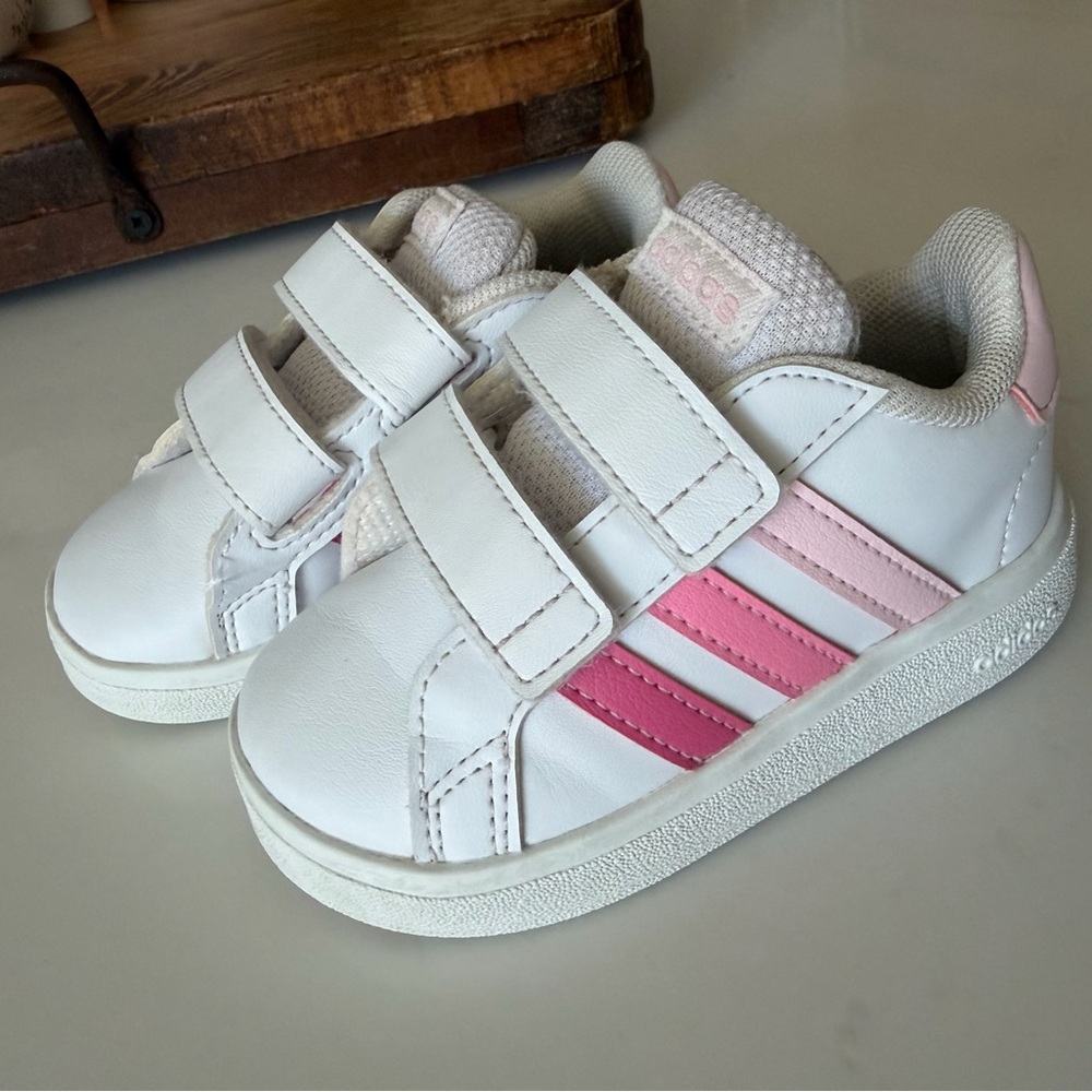 Girls pink striped adidas shoes size 5k